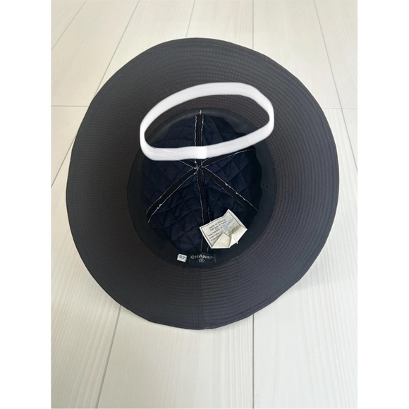 VINTAGE CHANEL BUCKET HAT - Picture 7 of 9